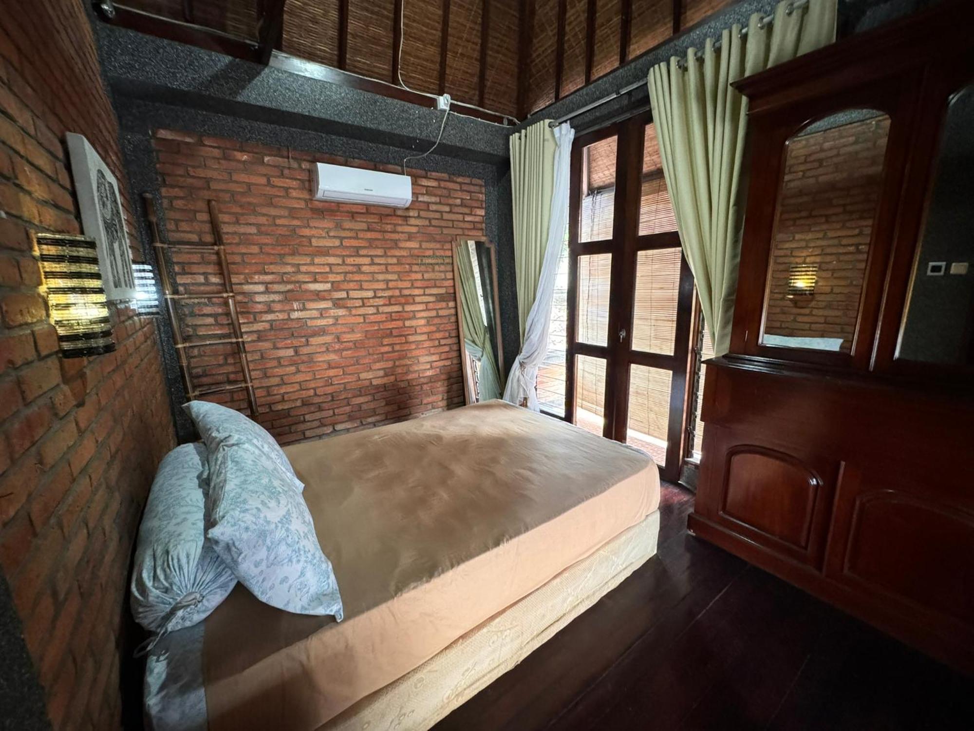 Giri Hill Homestay Nusa Dua  Exterior photo
